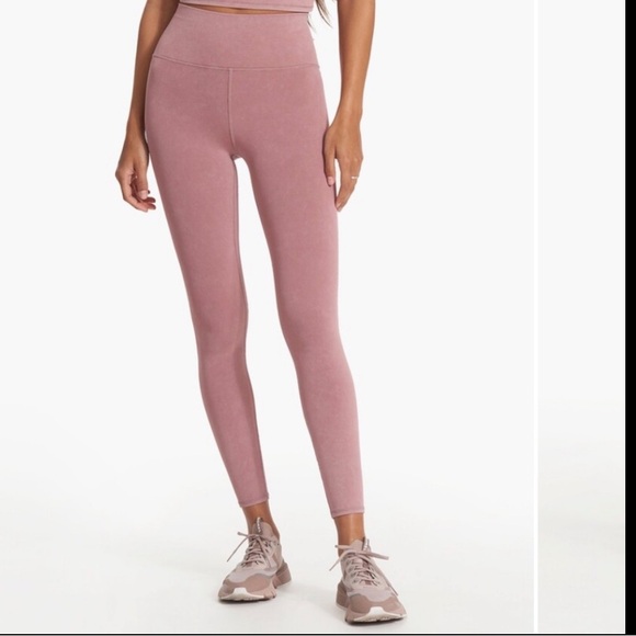 Vuori Washed Studio Leggings In Washed Marsala Stretch Wicking Fabric SZ M - Picture 11 of 12